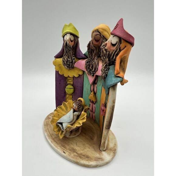 Handmade Studio Art Pottery Baby Jesus & Three Wisemen Figurine 5” Signed Ruiz - Picture 5 of 9